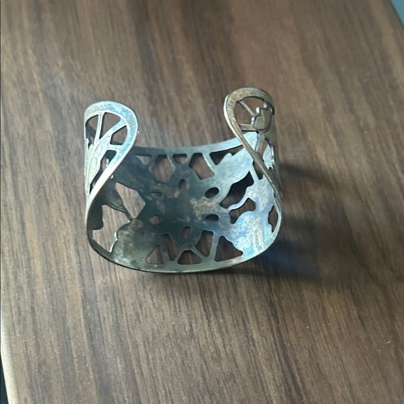 Silver Floral Cutout Cuff Bracelet - Picture 7 of 11